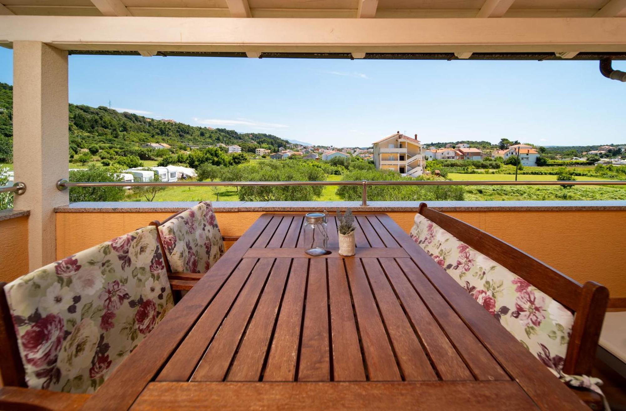 Foric Apartments With Outdoor Heated Pool ラブ エクステリア 写真