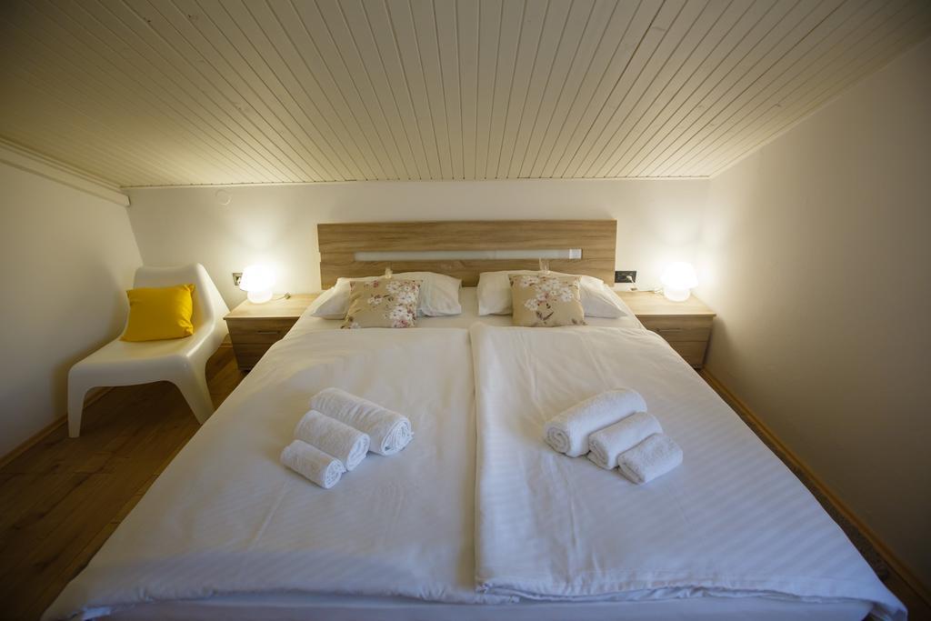 Foric Apartments With Outdoor Heated Pool ラブ エクステリア 写真